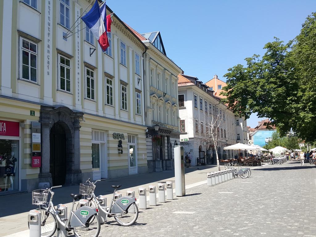 Viksi Hostel Ljubljana Exterior photo