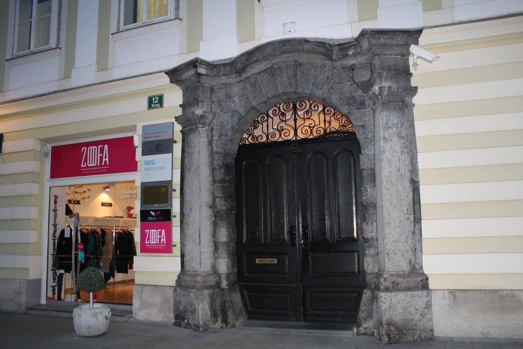 Viksi Hostel Ljubljana Exterior photo